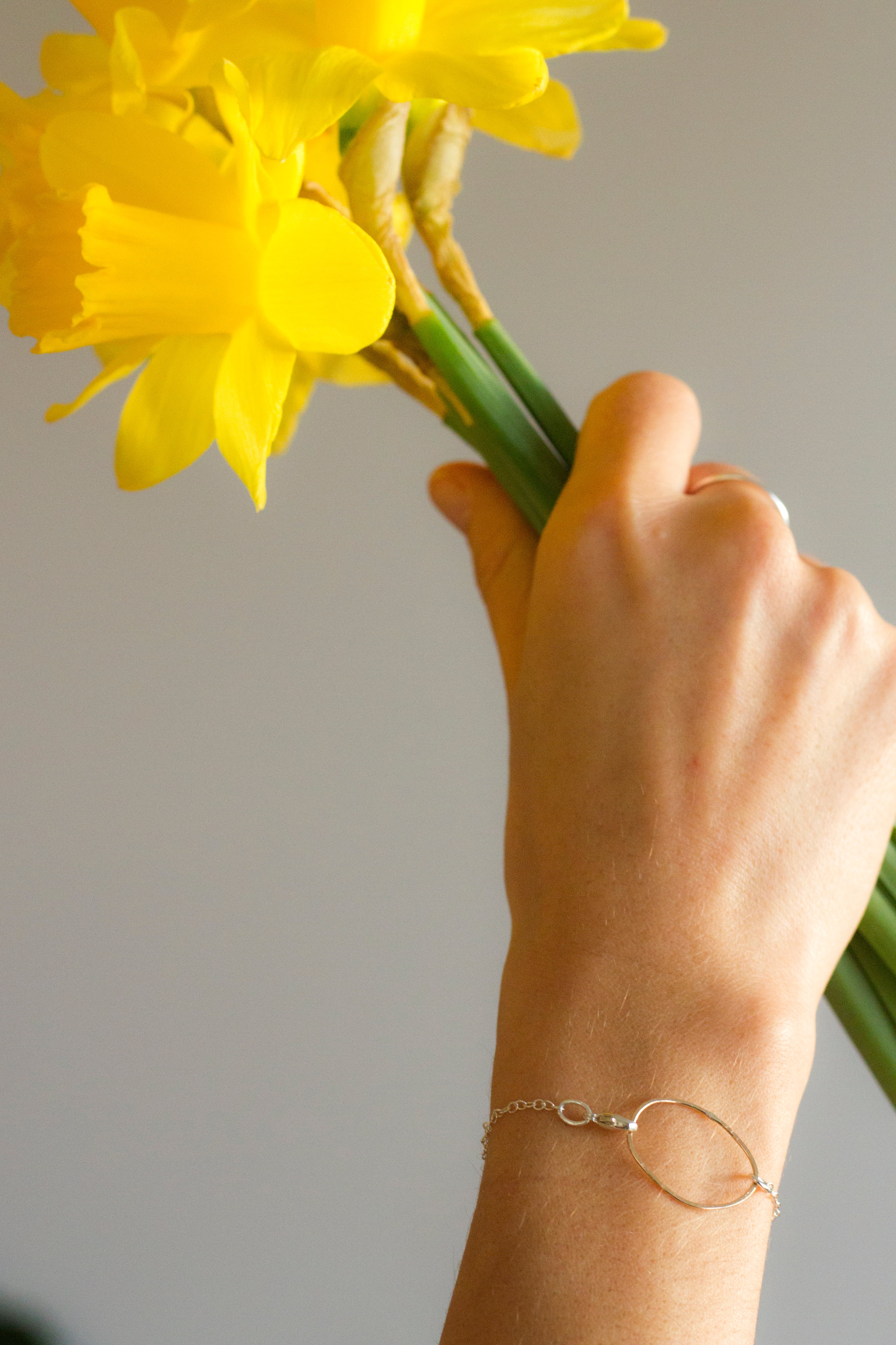 Gold Circle Silver Chain Bracelet