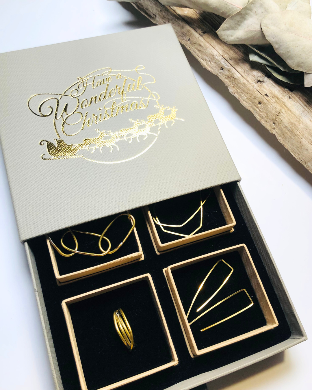 4 Moments of Joy - Jewellery Advent Collection