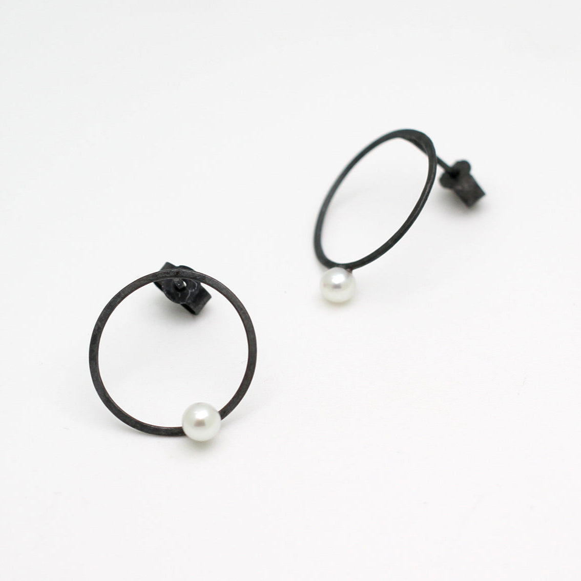 Round Oxidised Silver Pearl Earrings
